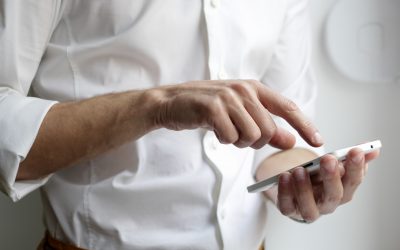 Employees Using Personal Phones for Work: A Challenge for Businesses