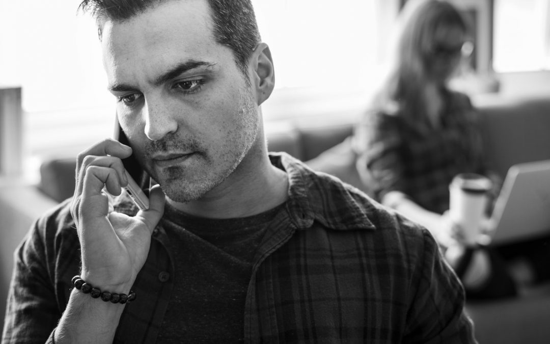Man is victim of Smishing & Vshing