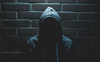 Grooming: The Essential Parent’s Guide to Avoid Predators Online [2022]